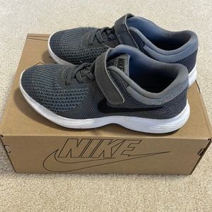 Kids Gray Nikes